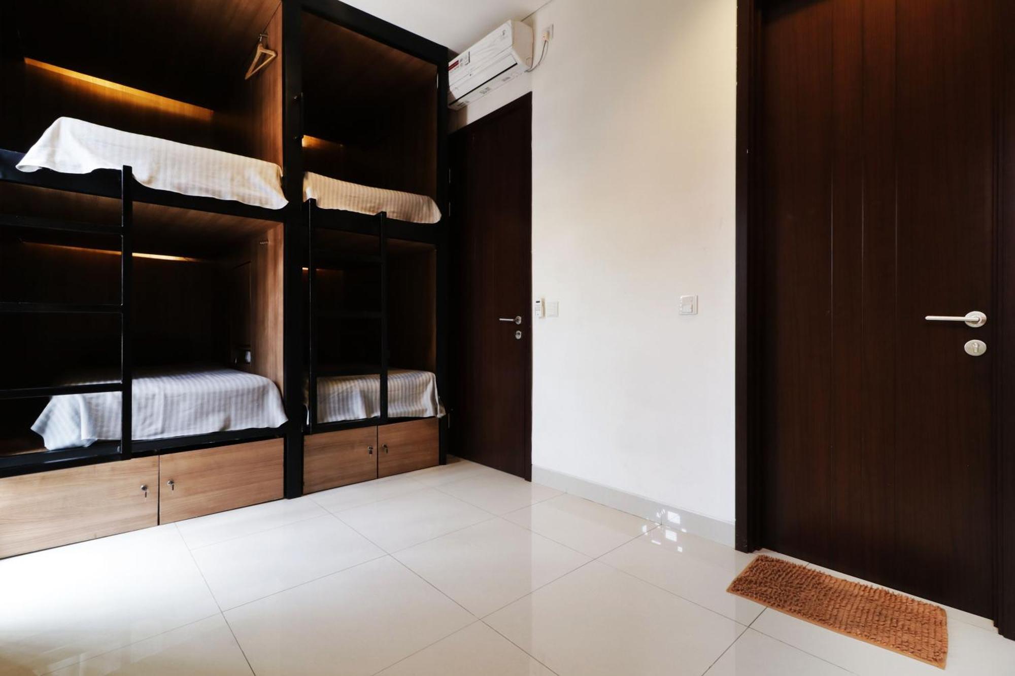 Oliver'S Guest House Tangerang Exterior foto